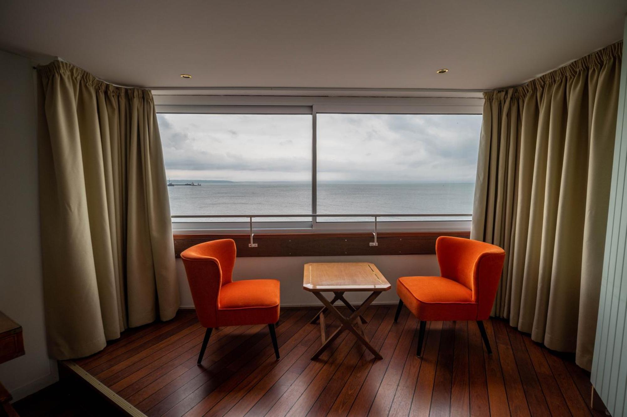 Logis Hotel - La Petite Rade เลออาฟร์ ภายนอก รูปภาพ