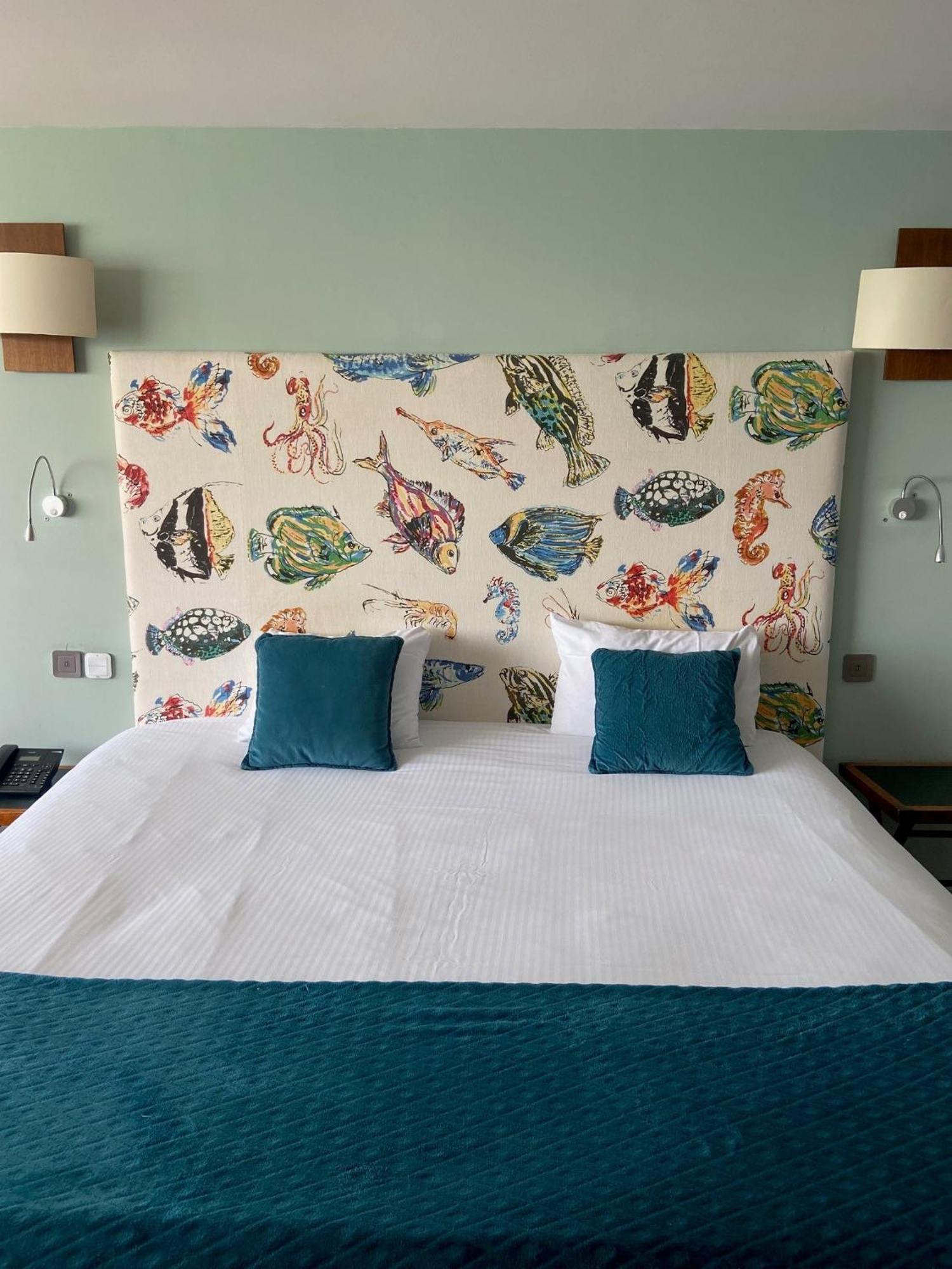 Logis Hotel - La Petite Rade เลออาฟร์ ภายนอก รูปภาพ