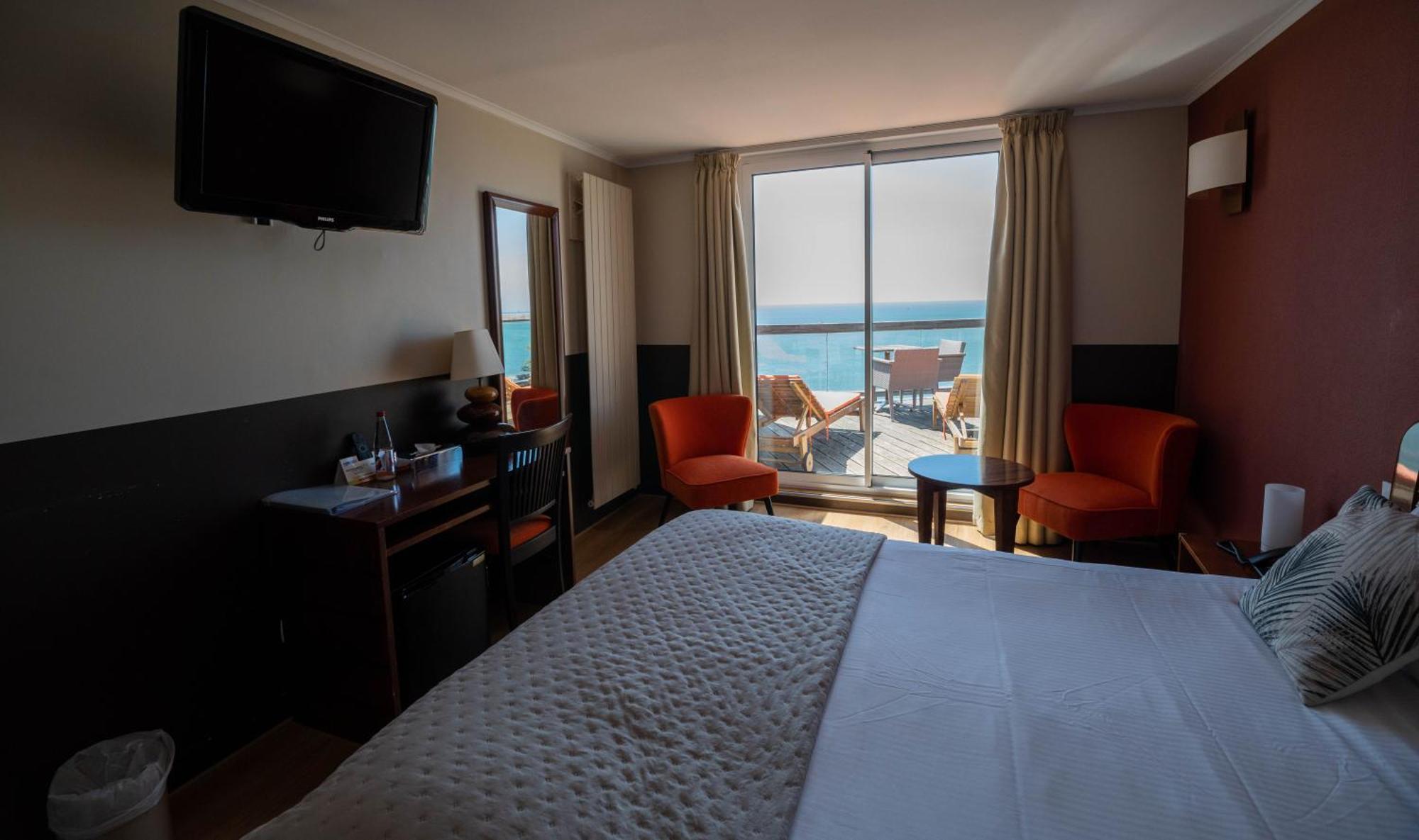 Logis Hotel - La Petite Rade เลออาฟร์ ภายนอก รูปภาพ