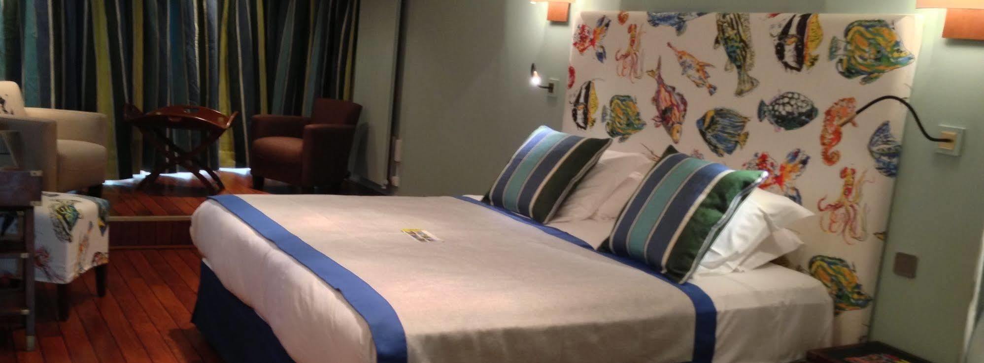 Logis Hotel - La Petite Rade เลออาฟร์ ภายนอก รูปภาพ